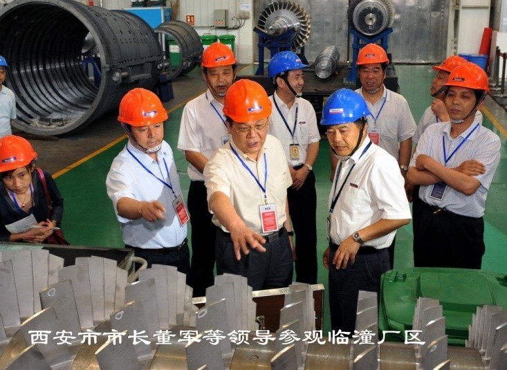 市当局调研全市工业企业发展情况并在JDB电子召开座谈会